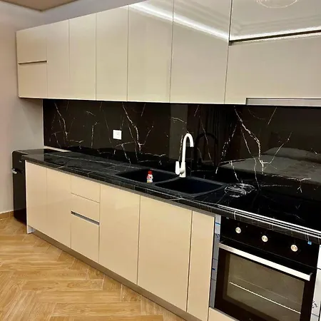 Fafa Deluxe * غوليم