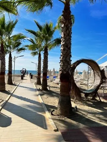 Fafa Deluxe Apartament Golem (Tirana)